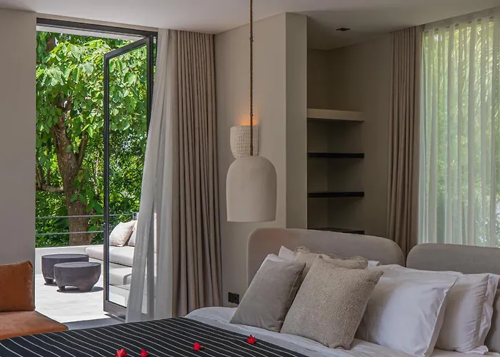Villa Prana - High End Boutique Style Interior Design 5 Bedroom *
