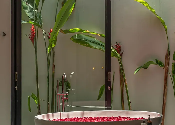 Prana - High End Boutique Style Interior Design 5 Bedroom * Canggu (Bali)