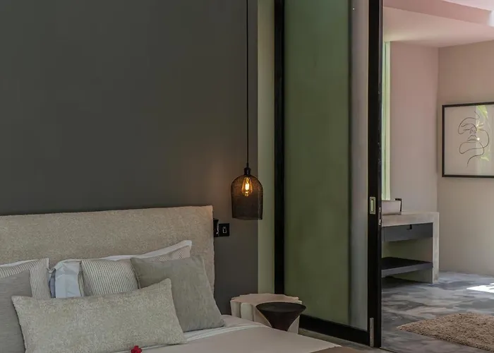 Villa Prana - High End Boutique Style Interior Design 5 Bedroom Canggu (Bali)