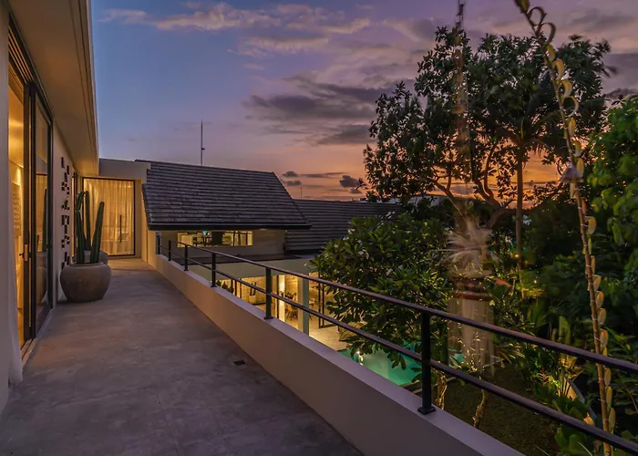 Villa Prana - High End Boutique Style Interior Design 5 Bedroom Canggu (Bali)