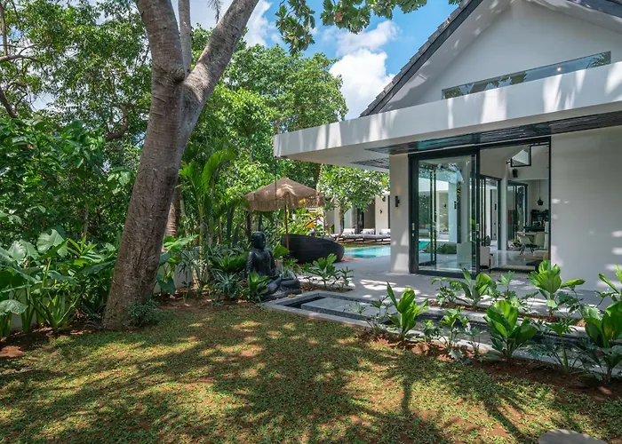 Prana - High End Boutique Style Interior Design 5 Bedroom * Canggu (Bali)
