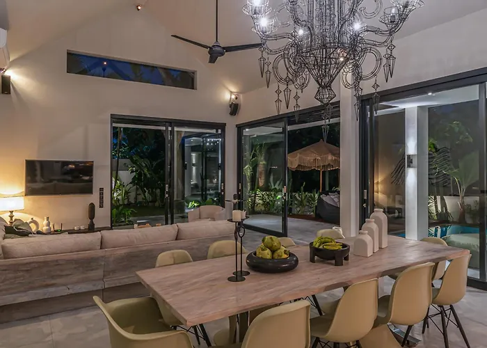 Villa Prana - High End Boutique Style Interior Design 5 Bedroom *