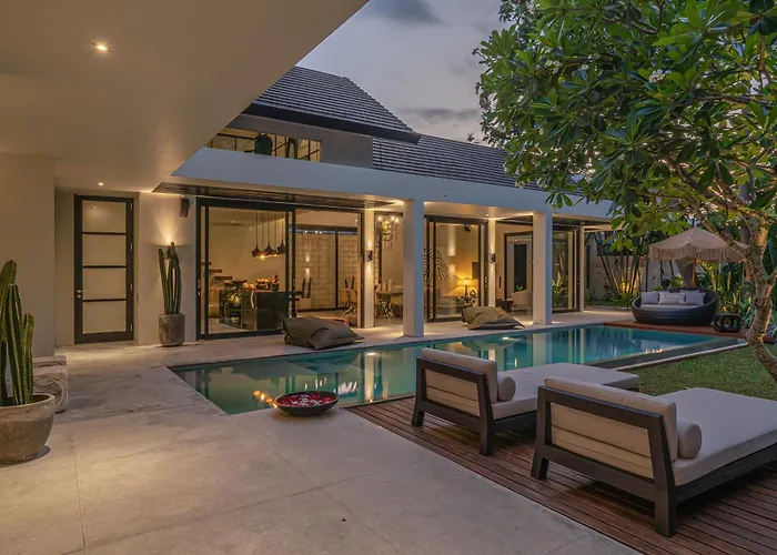 Villa Prana - High End Boutique Style Interior Design 5 Bedroom *