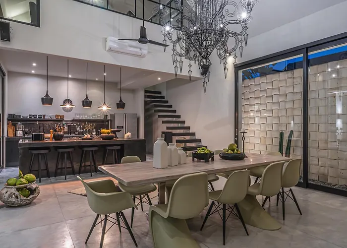 Villa Prana - High End Boutique Style Interior Design 5 Bedroom Canggu (Bali)