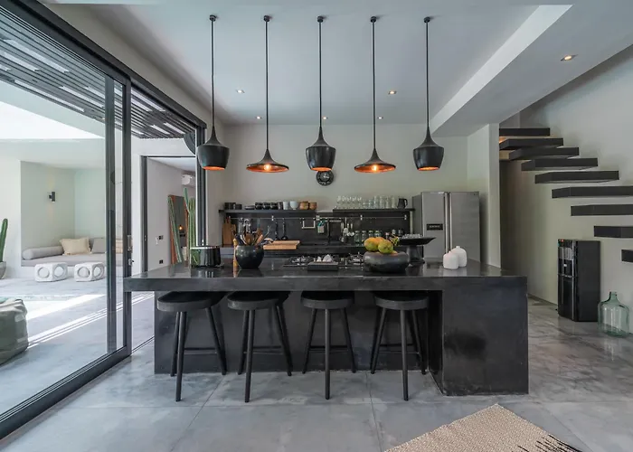 Prana - High End Boutique Style Interior Design 5 Bedroom