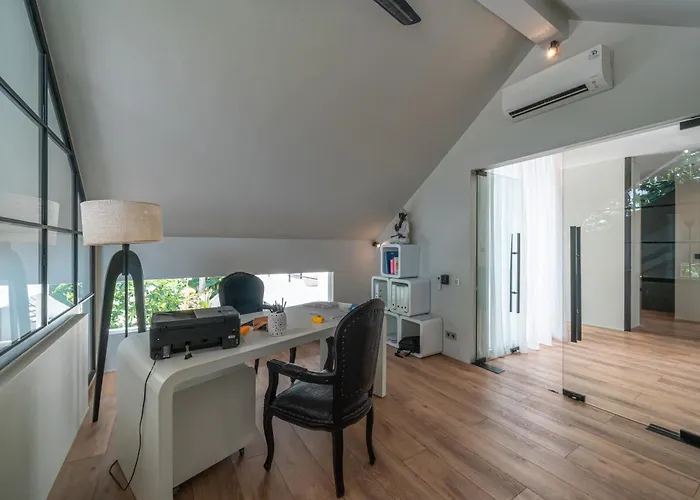 Prana - High End Boutique Style Interior Design 5 Bedroom